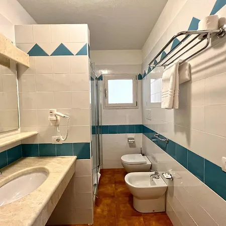 Apartment Relaxing Le Residenze Del Maria Rosaria -2 Bedroom Trillo Sleeps 5 Orosei